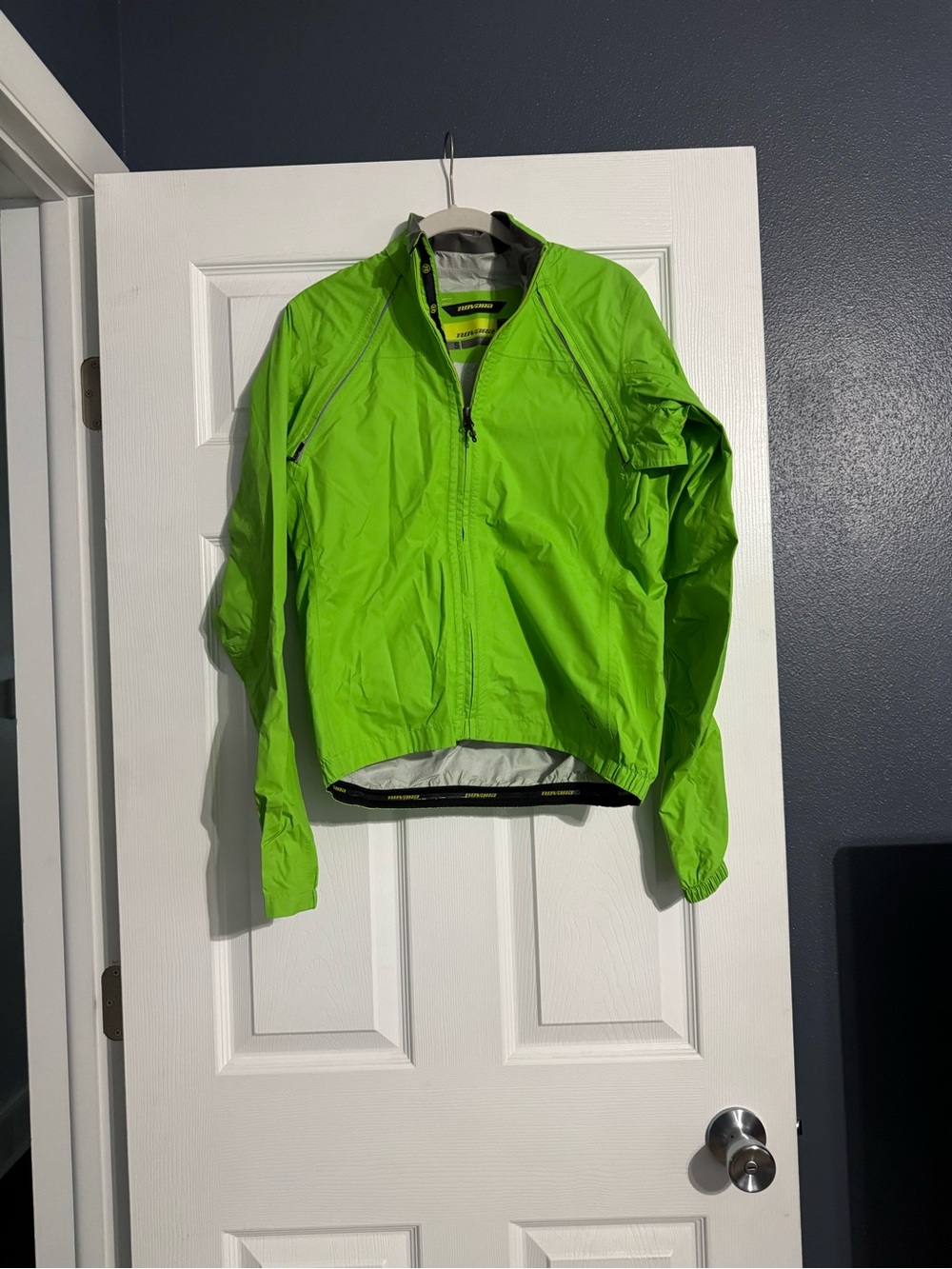 Novara Lightweight Windbreaker Biking Jacket